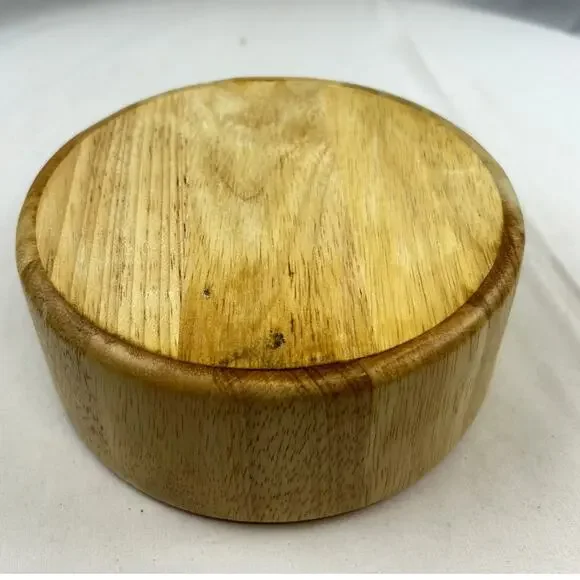 Wooden Bowl 6" round soft curves flat base - Picture 4 of 6